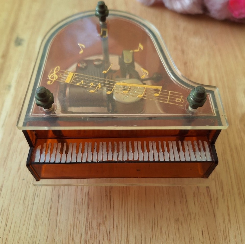 Vintage Sankyo Miniature Grand Piano Music Box